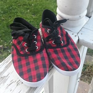 🤑❤4/$20 sale❤Sole Mates Canvas shoe